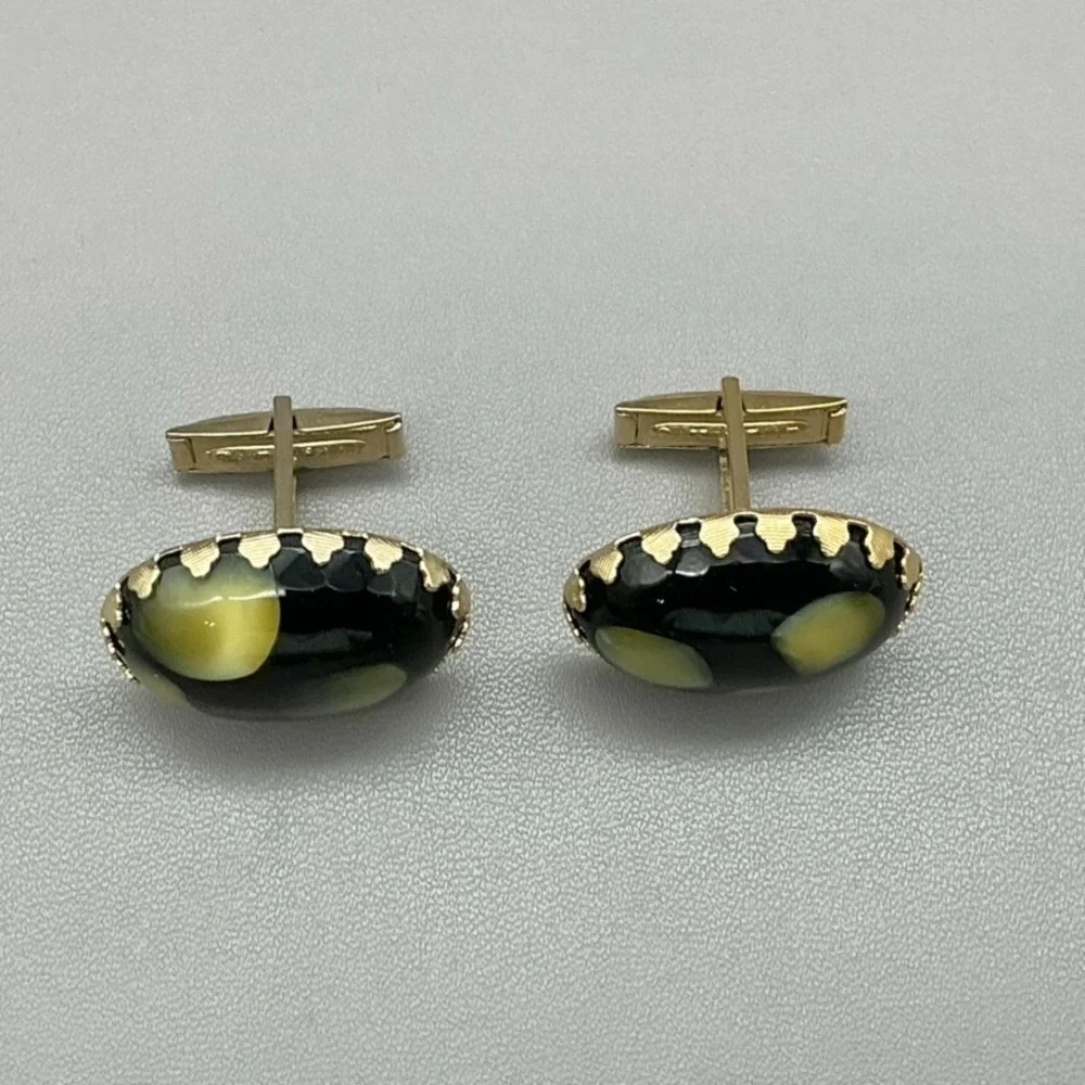 Vintage Oval Cufflinks Black Green Art Glass Cabochon Gold Tone Men's Jewelry